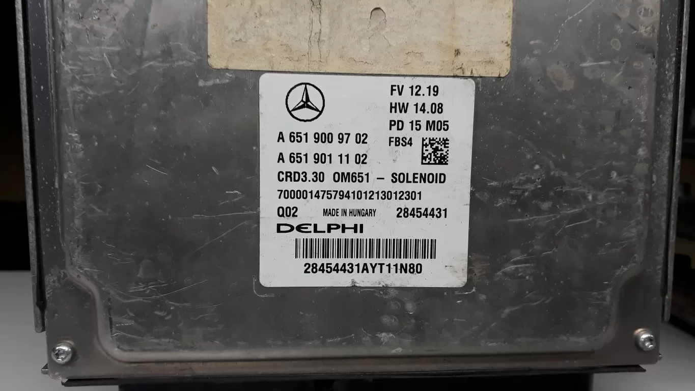 MERCEDES GLA X156 MOTOR BEYNİ A6519009702 - A6519011102