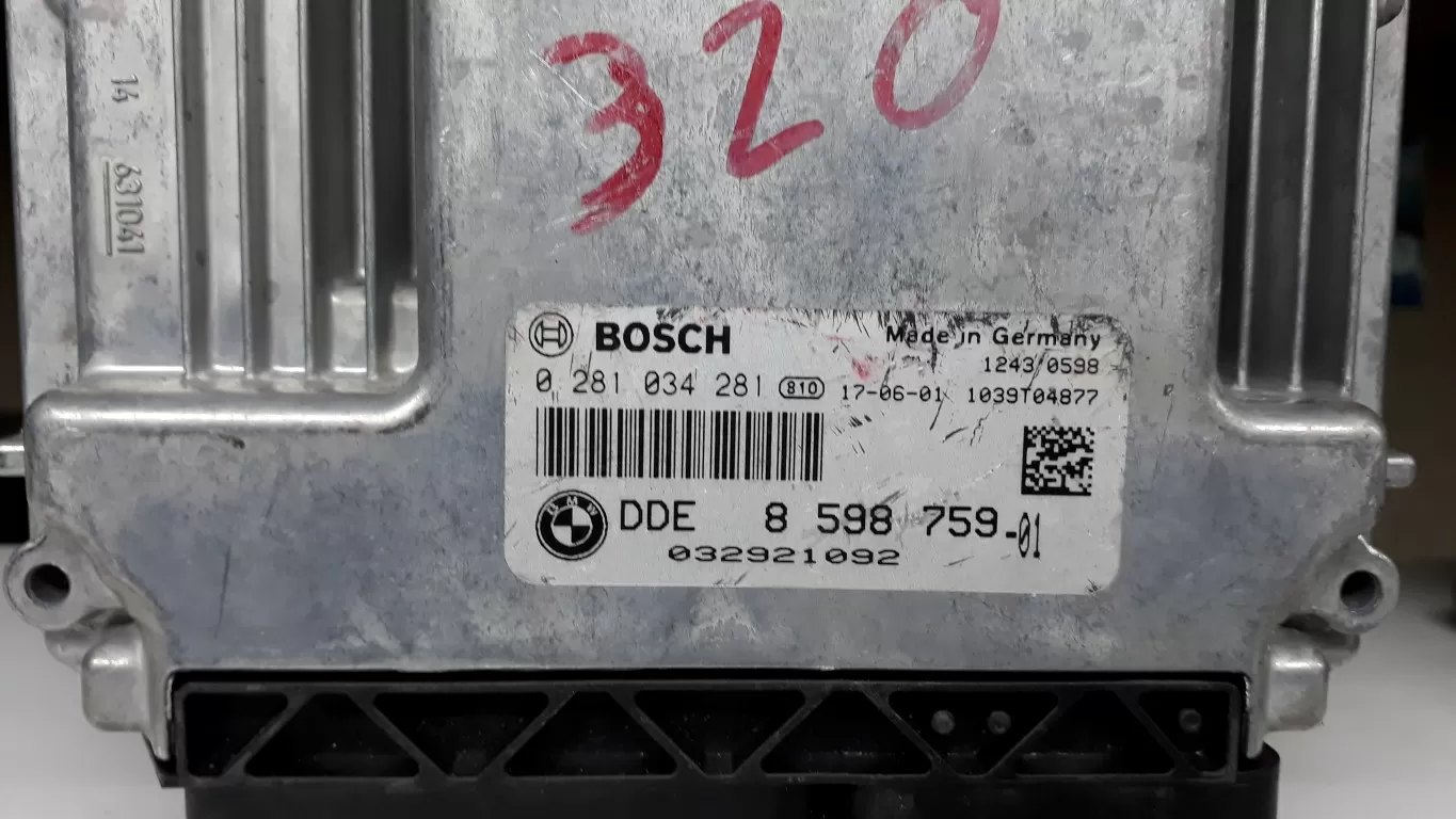 BMW MOTOR BEYNİ 0281034281 DDE 8598759 EDC17C50
