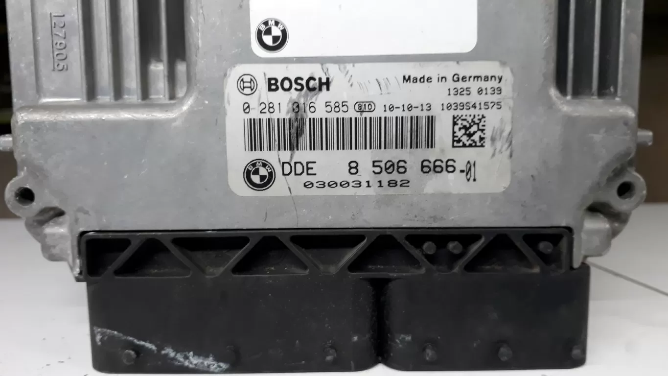Mini Cooper 1.6 - 0281016585 - DDE8506666