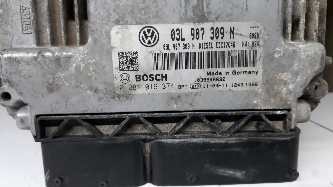 VW Passat 03L907309N 0281016374 03L 907 309 N