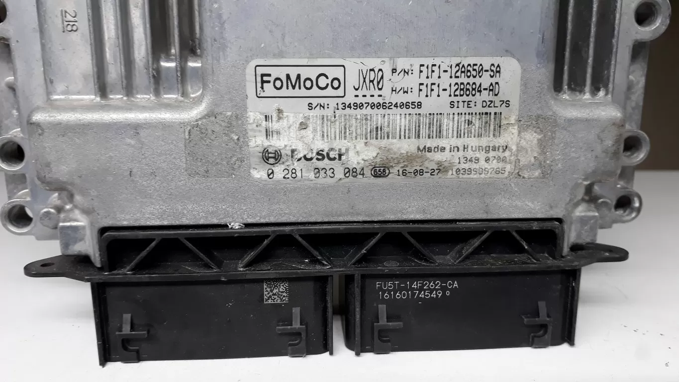 F1F1 12A650 SA FORD FOCUS MOTOR BEYNİ BOSCH 0281033084