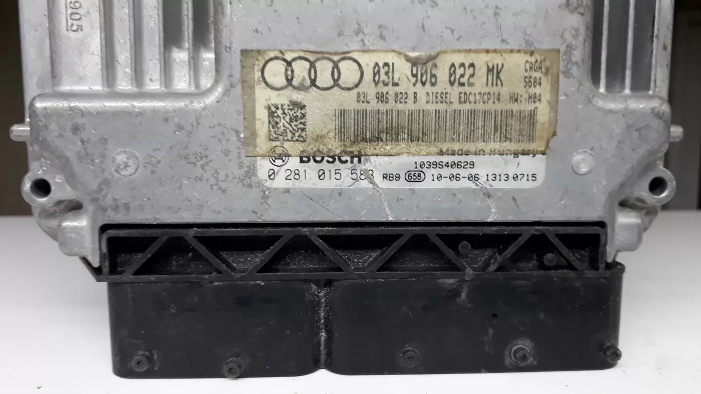 Audi A4 2.0 TDI Motor Beyni 03L906022MK / 0281015583