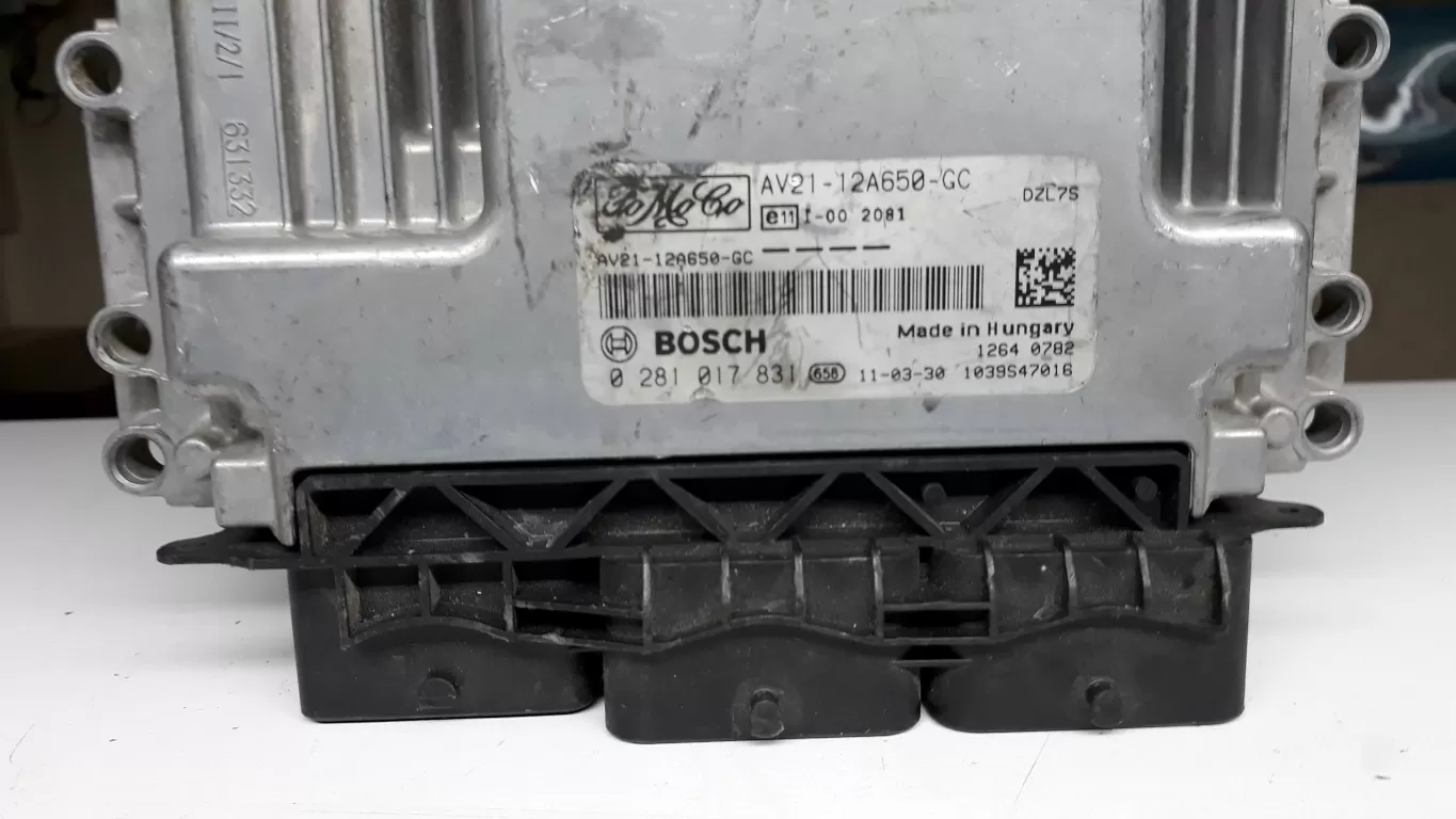 Ford Fiesta 1.4 Litre TDCi Diesel Engine ECU AV21-12A650-GC 0281017831