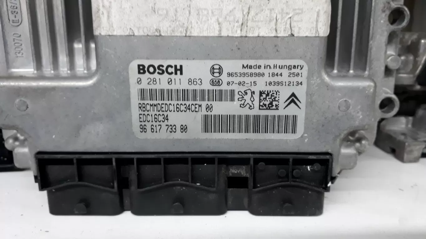 0281011863 9661773380 PEUGEOT 307 CITROEN C4 1.6 HDI MOTOR BEYNİ