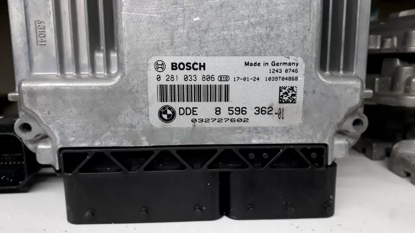 BMW F30 Diesel Control Module 0281033806 8596362 – BMW motor beyni