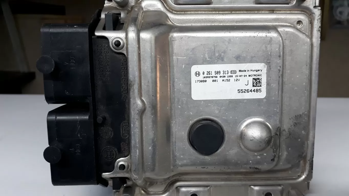 Fiat ECU Beyin 55264485 0261S09313 FPT SIFIRLAMA HAM YAPILIR – Fiat motor beyni