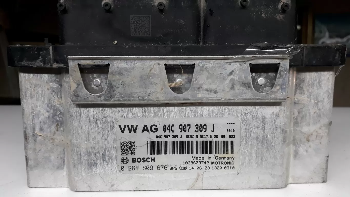 0261S09676 04C907309J VOLKSWAGEN POLO 1.0 MOTOR BEYNİ
