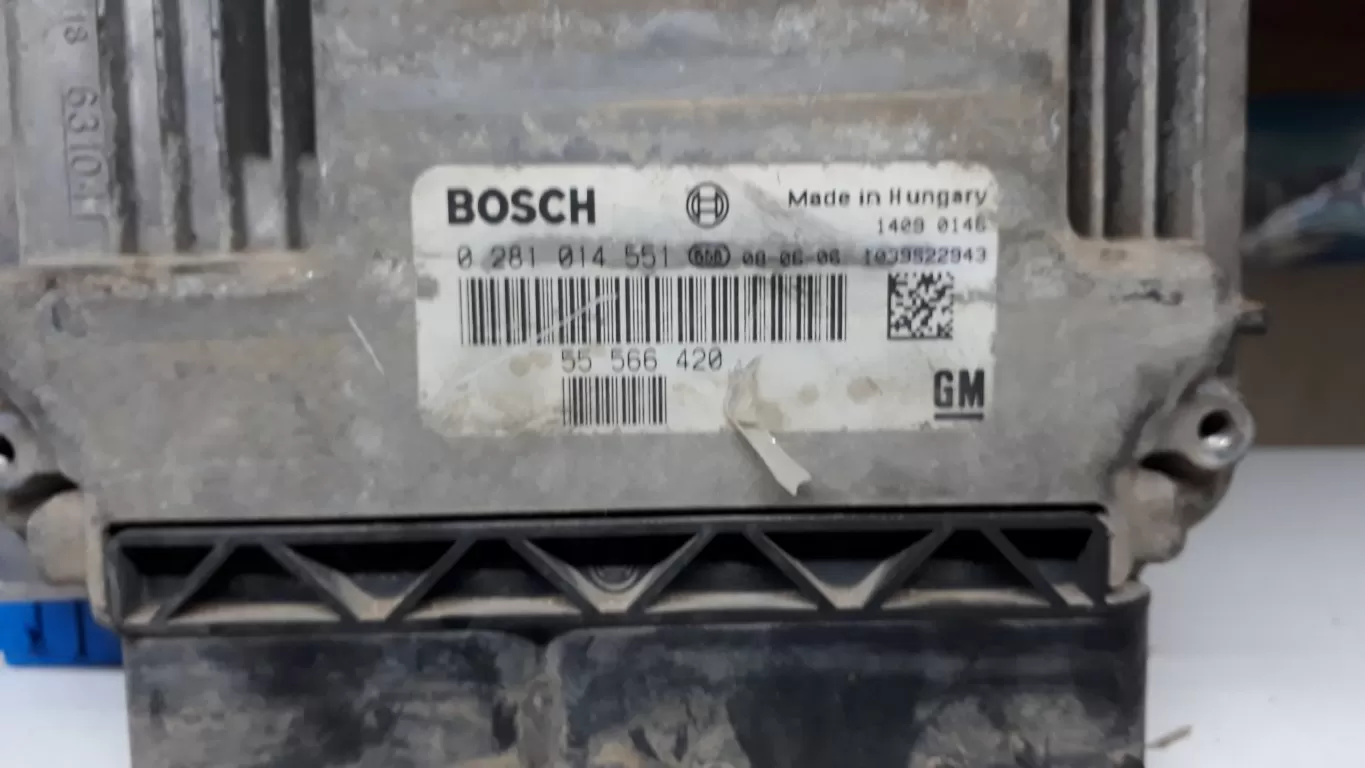 SAAB 9-3 2008 1.9 ECU Motor Kontrol Ünitesi 0281014551 55566420