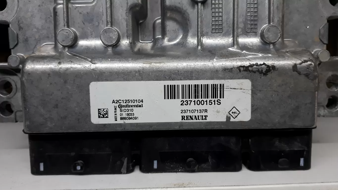 RENAULT KADJAR 1.5 DCI ENGINE ECU 237107137R 237100151S BEYİNCİM.COM
