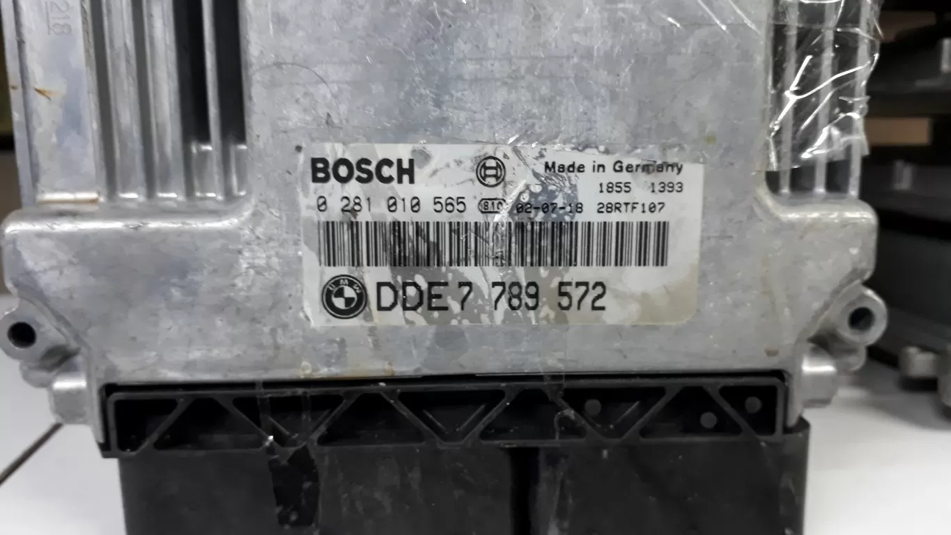 BMW E46 320d Engine ECU 7789572 Bosch 0281010565 – BMW motor beyni