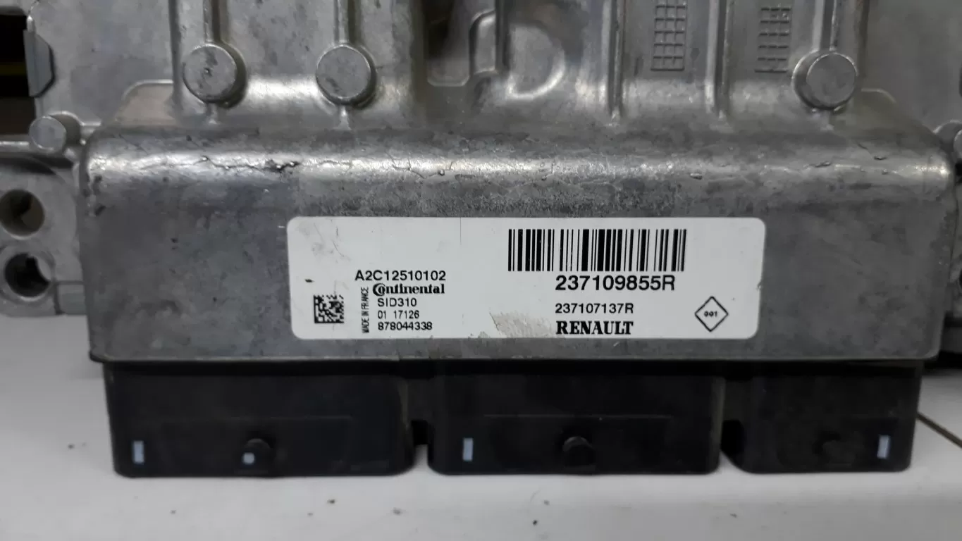 Dacia Duster 4x4 1.5 dci 237109855R ECU A2C12510102 SID310
