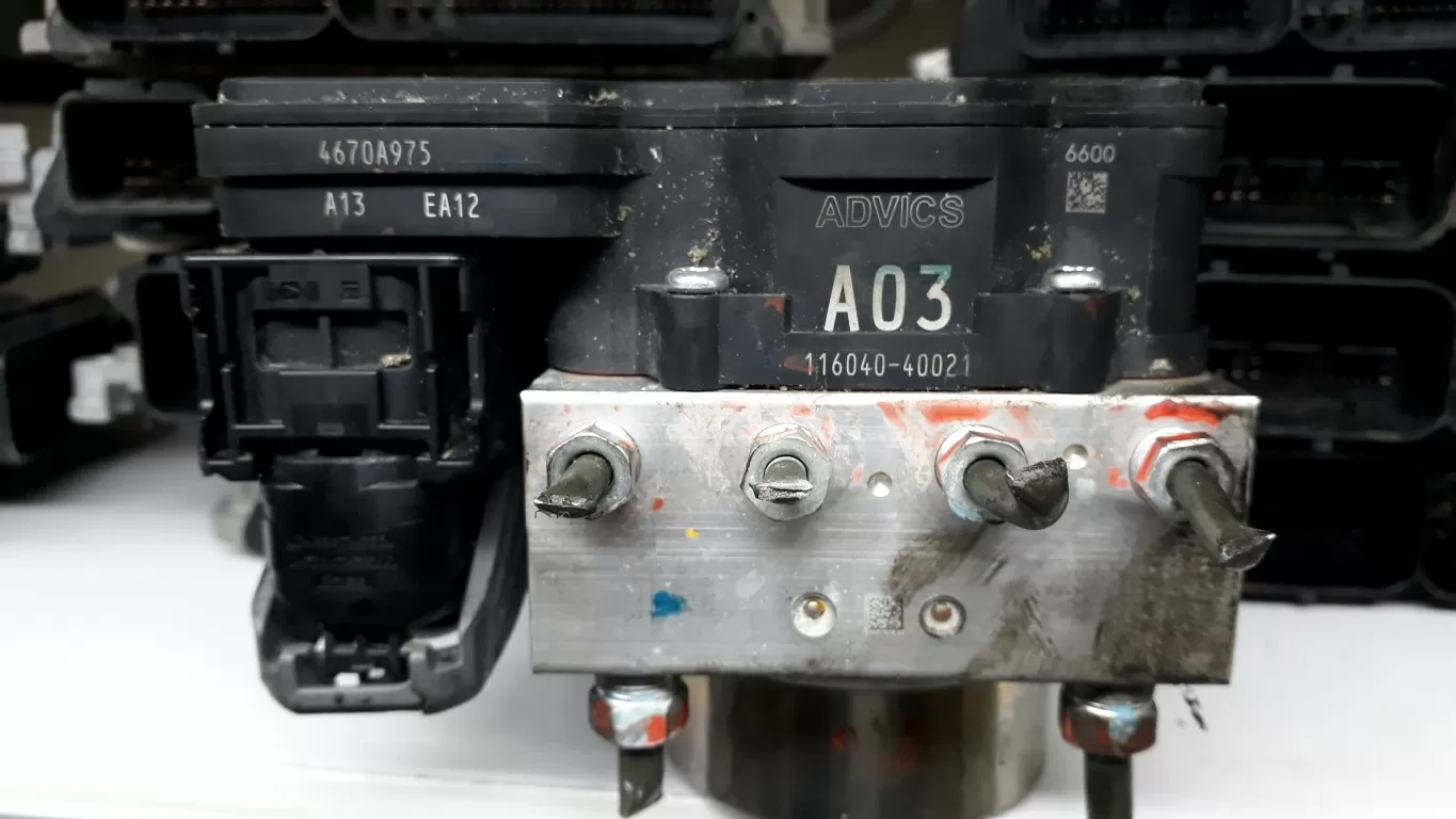MITSUBISHI L200 abs pompa 116040-40021