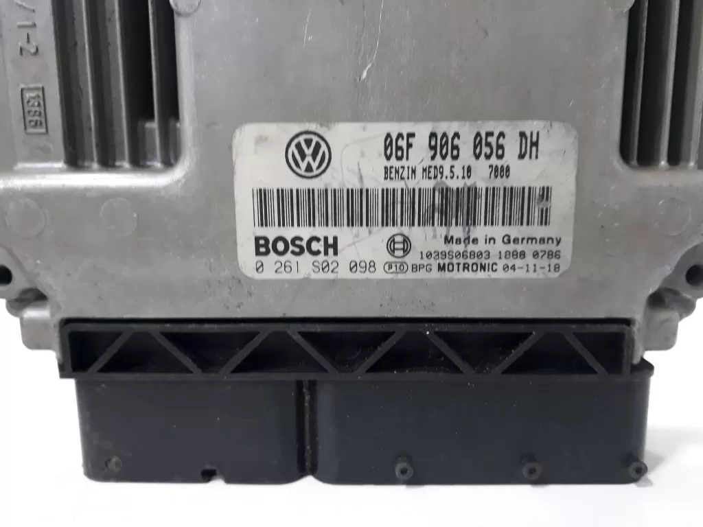 0261S02098 06F906056DH VW PASSAT 2.0FSI