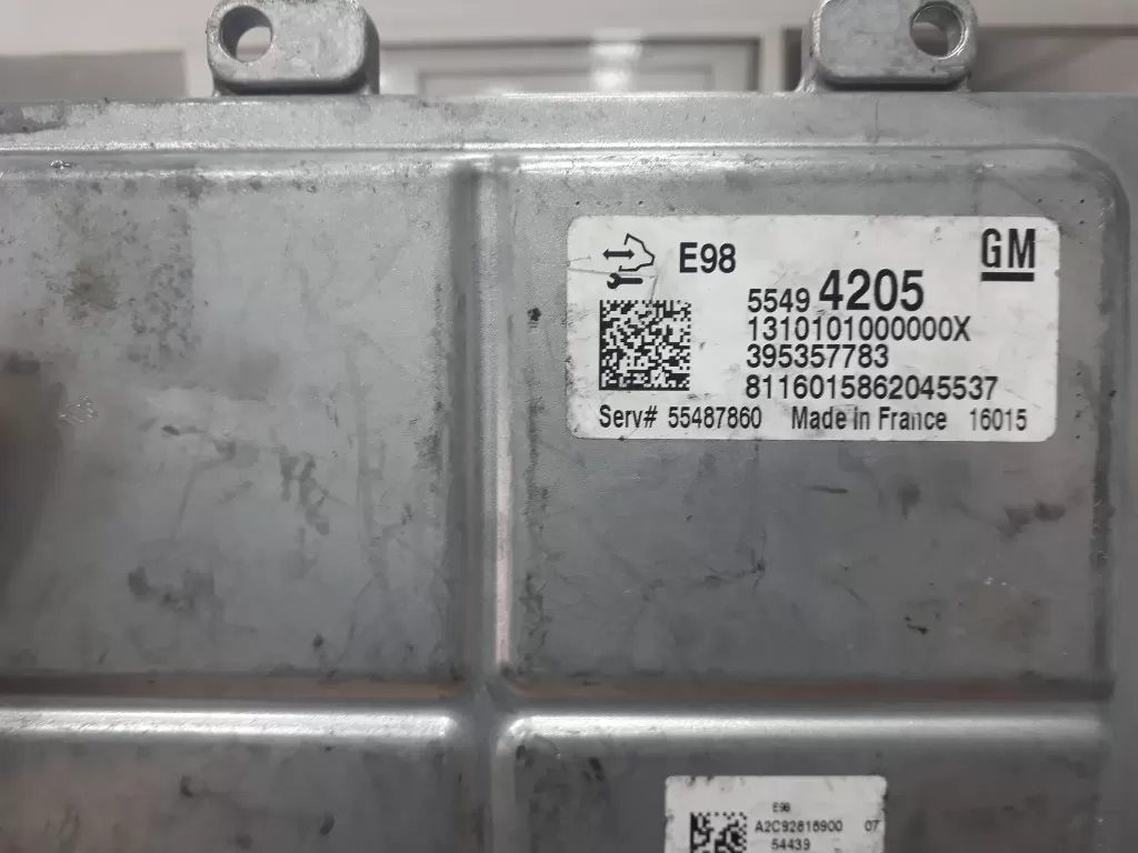 OPEL ZAFİRA C MOTOR BEYNİ 55494205 E98 BEYİNCİM.COM