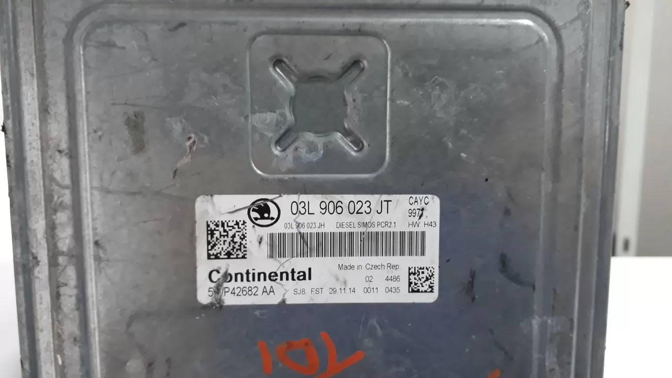 SKODA Yeti CAYC 1.6 TDI Kıta ECU 03L906023JT