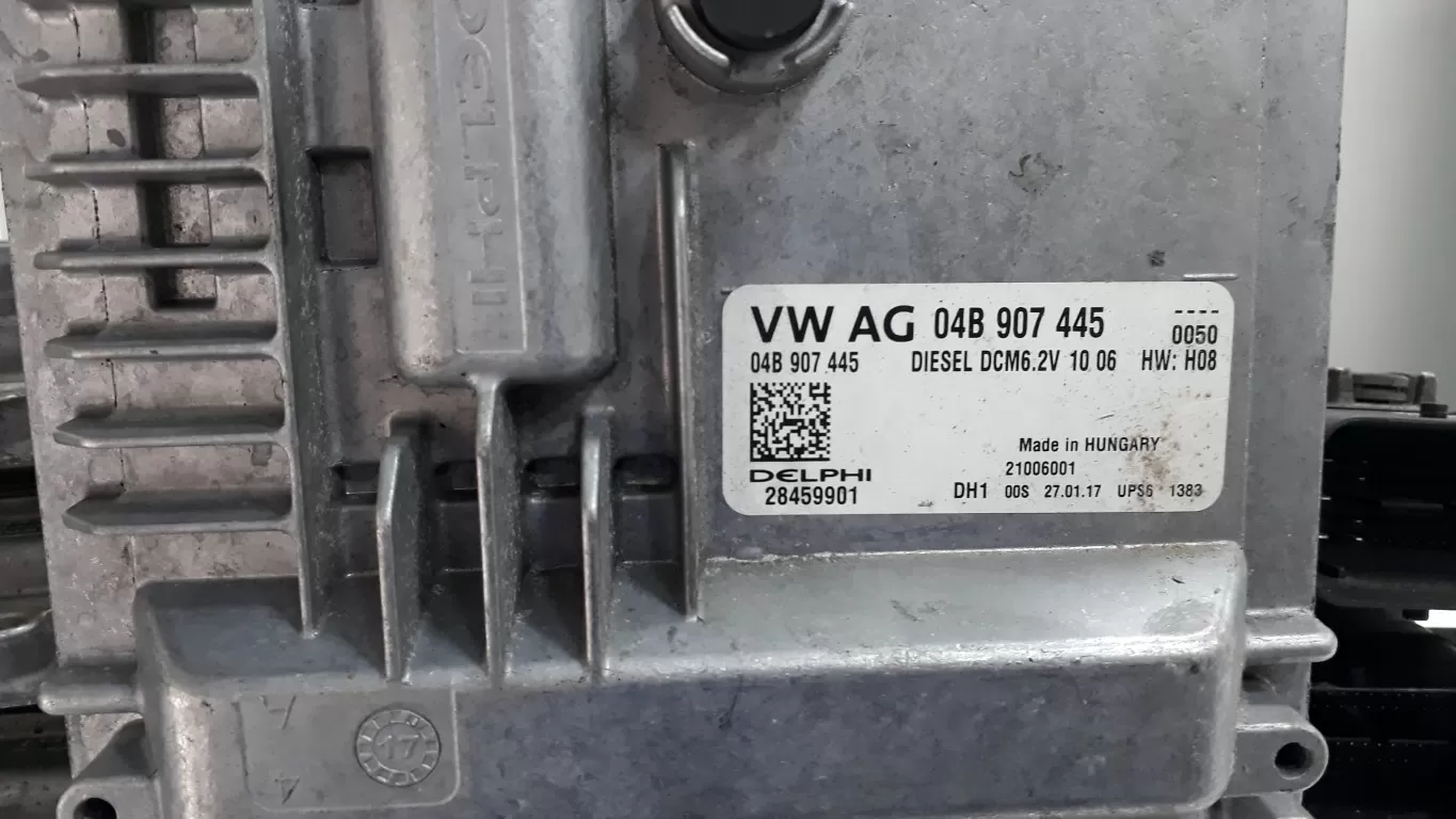 VW Polo 1.4 TDI Motor Beyni 04B907445 / 28459901 DCM6.2V