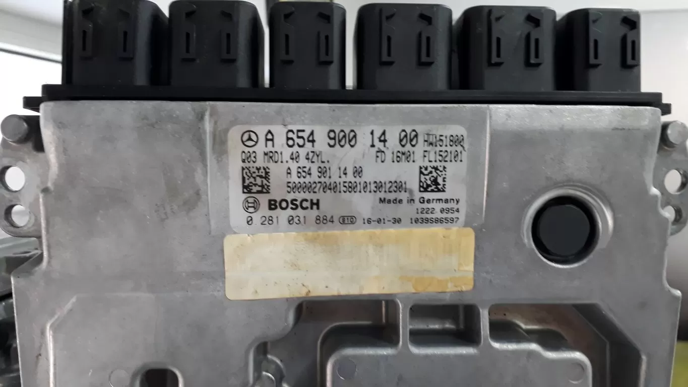 MERCEDES E W213 Motor ECU A6549001400 / 0281031884 0281 031 884 BEYİNCİM.COM