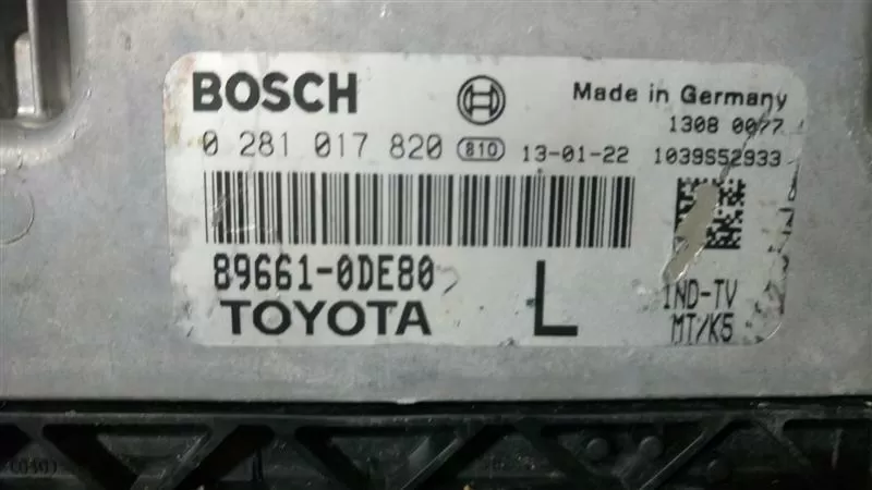 TOYOTA YARİS MOTOR BEYNİ BOSCH 0281017820 89661-0DE80