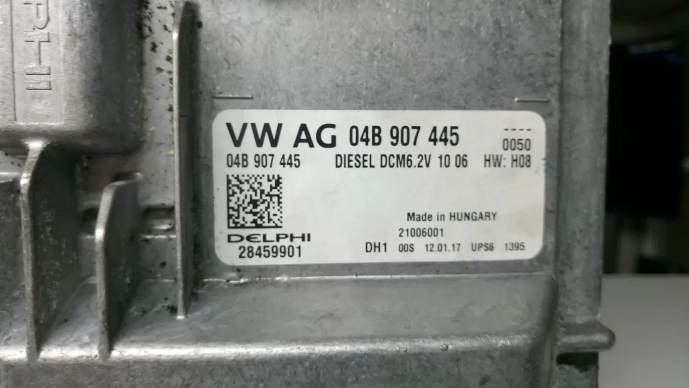 VOLKSWAGEN GOLF 7 MOTOR BEYİNİ. 04B907445 - DCM6.2V - 28459901