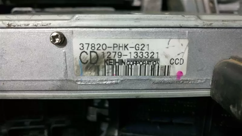 Honda CR-V 37820-PHK-G21 Engine ECU