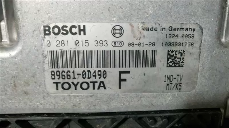 Toyota Yaris 1.4D 4D Bosch 0281015393 89661 0D490 F
