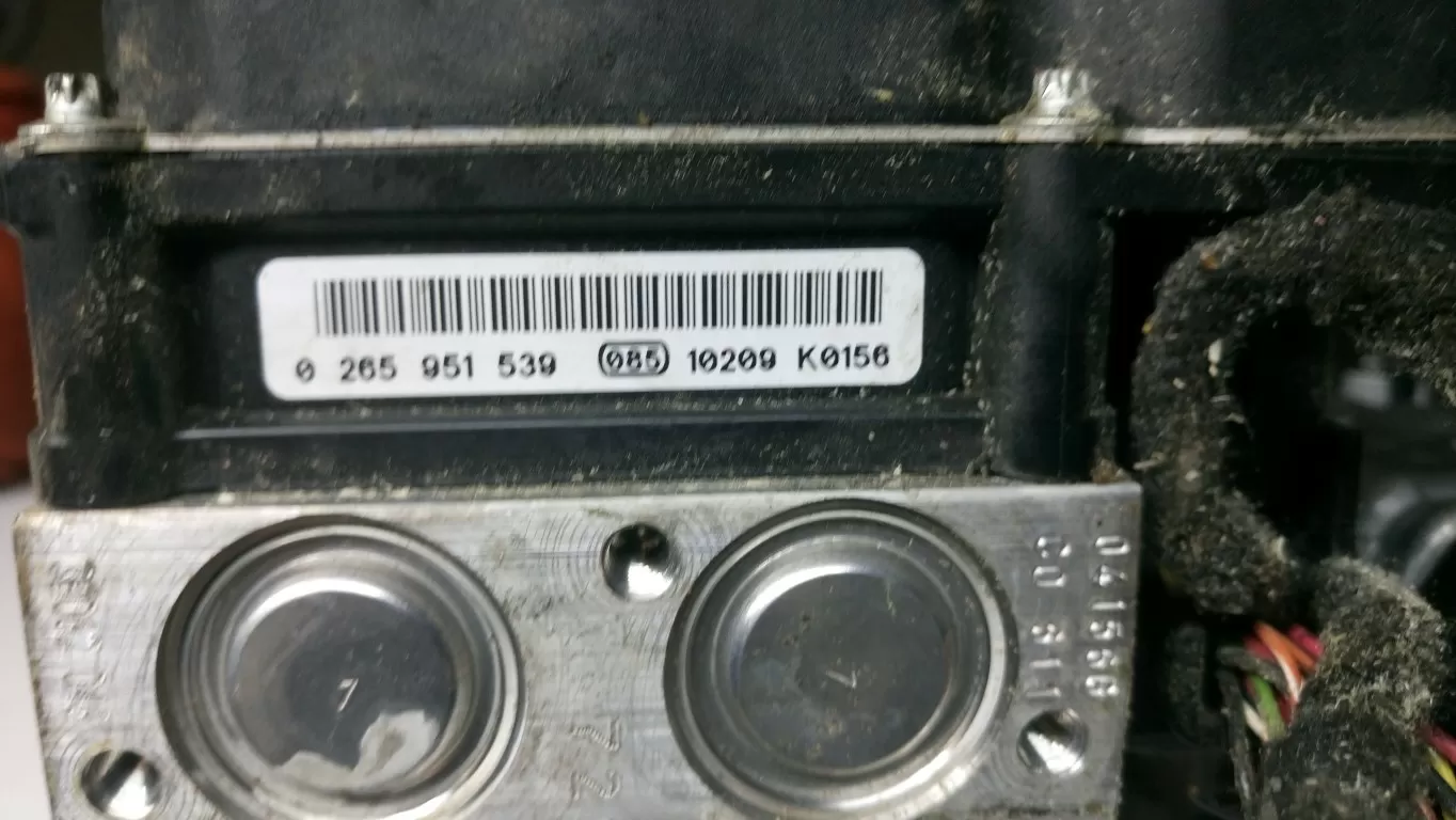 AUDİ A4 0265236348 8K0614517ED 0265951539 8K0907379BF – Audi motor beyni