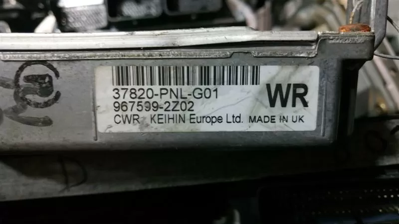 Honda CRV Engine ECU Control Module Unit 37820-PNL-G01