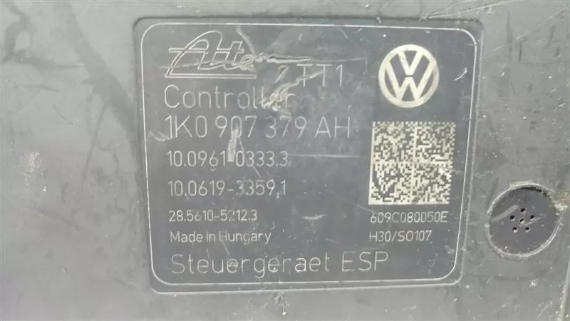 Skoda VW Octavia ABS Pump 1K0907379AH