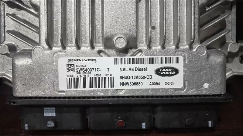 Land Rover Range Rover 3.6D 6H4Q-12A650 3.6L V8