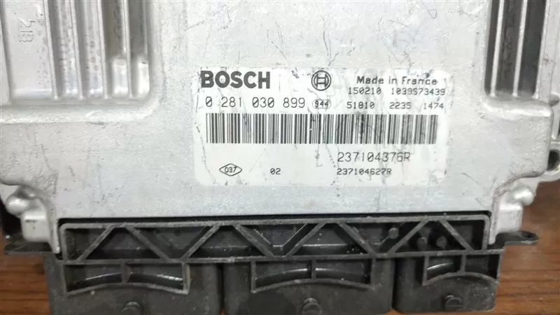 Nissan QASHQAI 2 20DCI ECU 0281017185 23710BB47A