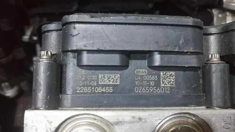 Nissan Micra 2010 ABS Pump 2265106455 0265956012