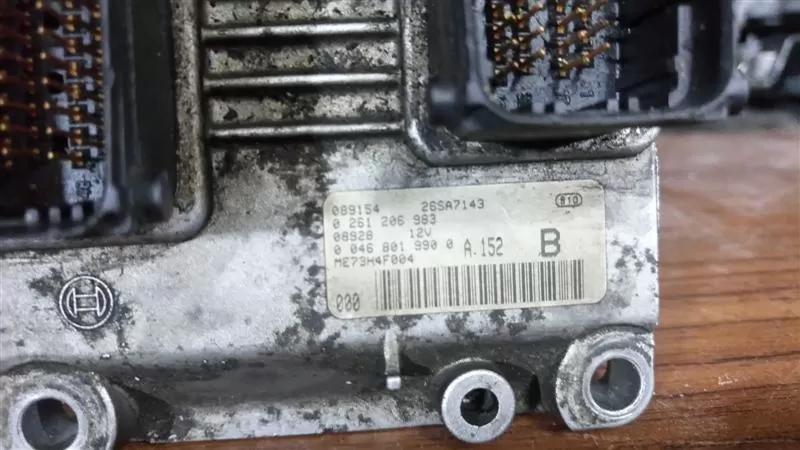 Audi A4 S4 S5 A5 Bosch ABS 8K0907379BP 0265951715