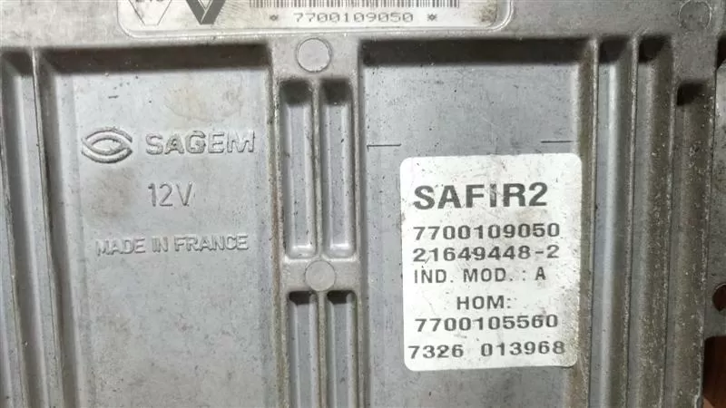 RENAULT TWİNGO MOTOR BEYNİ - 7700109050 - 21649448-2
