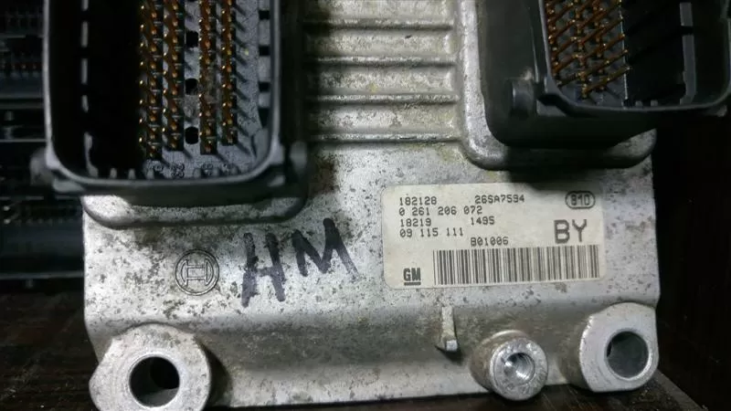 OPEL CORSA MOTOR BEYİNİ 0261 206 072 BY 0261206072