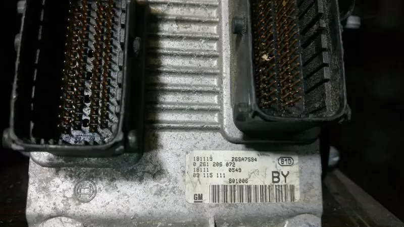 OPEL CORSA MOTOR BEYİNİ 0261 206 072 BY 0261206072
