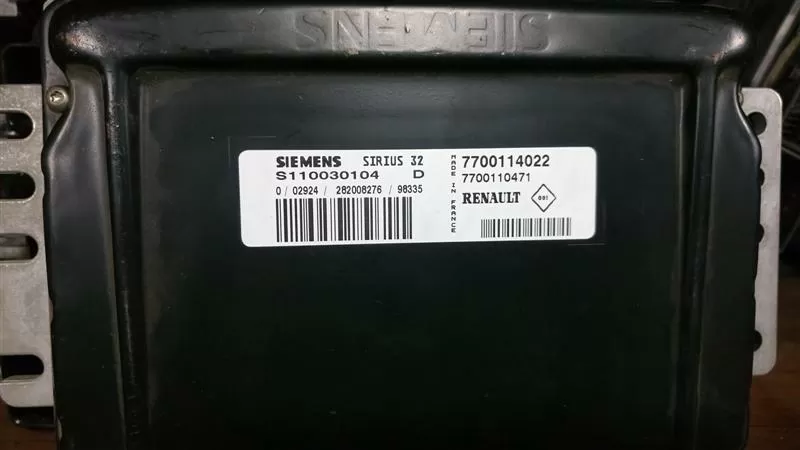 Clio / Clio Symbol Merkezi Kontrol Ünitesi UCH Decoder Beyni