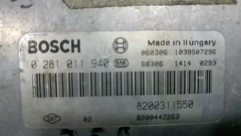RENAULT MASTER TRAFFİC MOTOR BEYNİ 0281011940 BOSCH