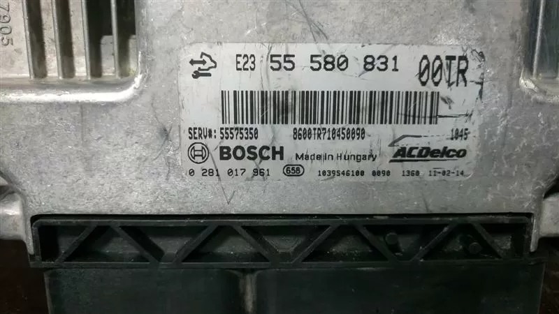 ECU Centralita Opel Corsa 0281017961 55580831 0 281 017 961 55 00TR