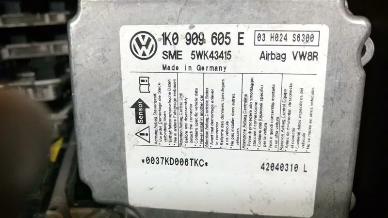 1K0909605E 2006-2008 VOLKSWAGEN JETTA AİRBAG BEYNİ