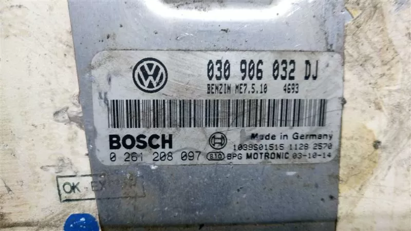 030906032dj 0261208097 VW AUDI SEAT 0261208097