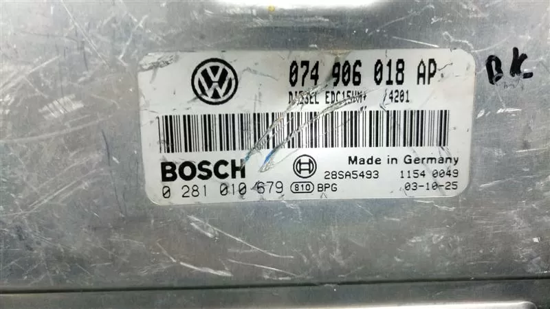 VW T4 074906018AP 074 906 018 AP 0281010679