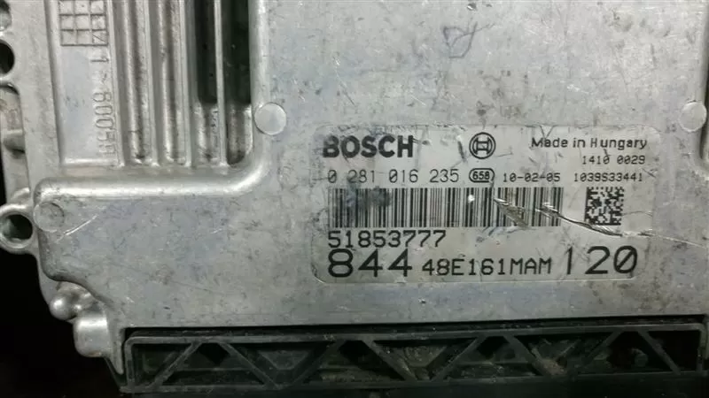 Lancia Delta 1.6JTD 0281016235 EDC16C39 51853777