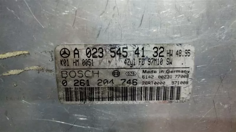 A0235454132, 0235454132 / 0261204746, 0 261 204 746 – Mercedes-Benz motor beyni