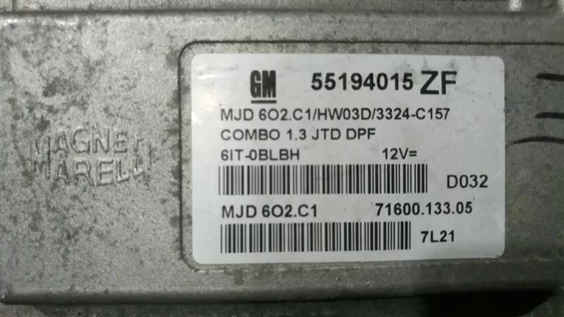 OPEL COMBO 1.3 MOTOR BEYİNİ 55194015 ZF