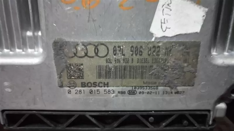 03L906022 MK 0281015583 AUDİ A4 MOTOR BEYİN