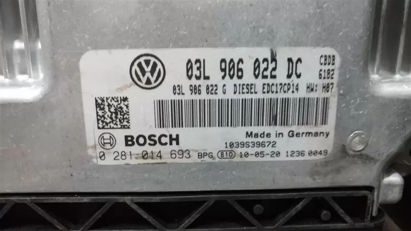 VW GOLF 7 DİESEL MOTOR BEYNİ 0281014693 03L906022DC