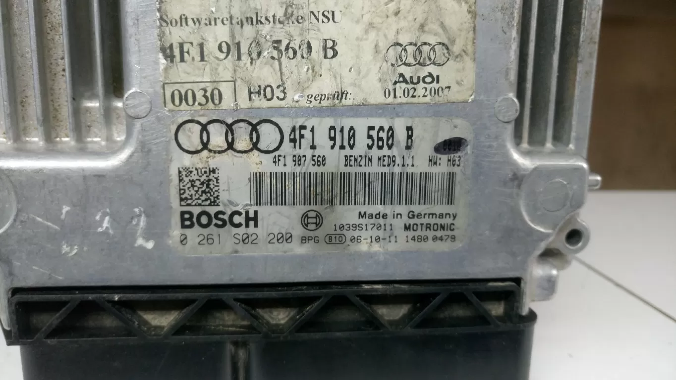 Audi A6 4.2, 0261S02200, 0 261 S02 200, 4F1910560B , 4F1 910 560 B , MED9.1.1 – Audi motor beyni