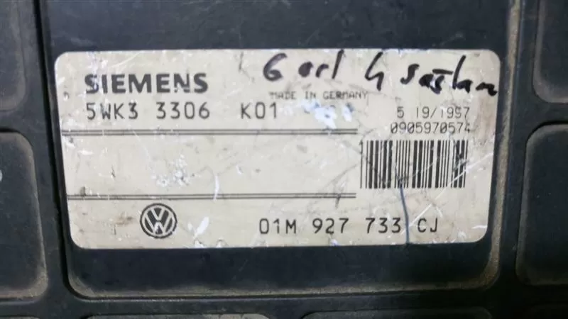 Audi A3 transmission ECU 01M 927 733 CJ 01M927733CJ 5WK3