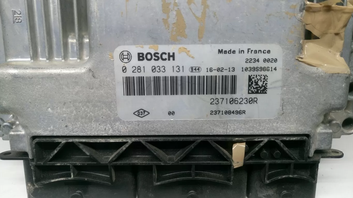 RENAULT ECÜ 237106230R 0281 033 131 0281033131