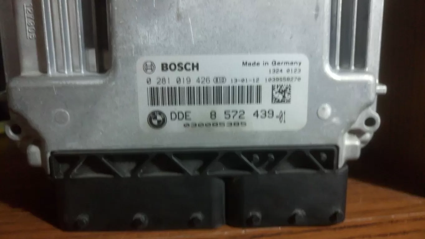 2012 BMW 3 SERIES F30 2993cc Diesel N57D30O1 ECU 0281019426 DDE 8572439